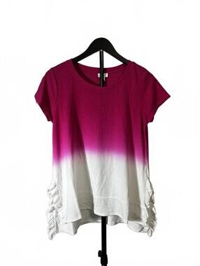 Crown & Ivy Ombre Pink and White Short Sleeve Top Medium